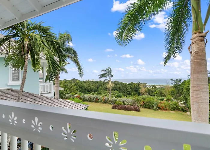 Villa Hospitality Expert Greens 4br Pool *