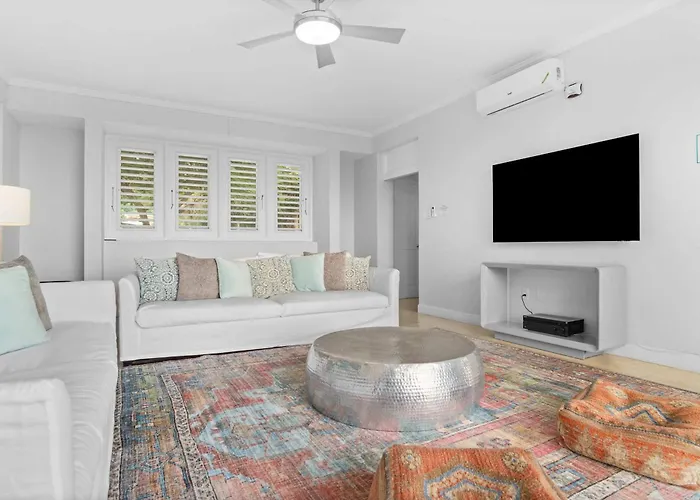 Villa Hospitality Expert Greens 4br Pool *